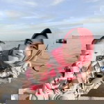 Ami Revinza profile icon