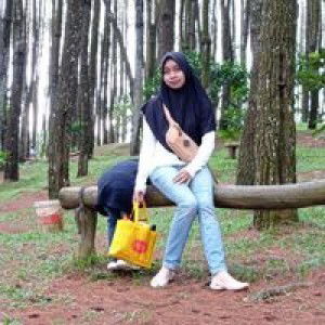 Arie Dwi Rahmita profile icon