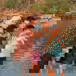 Enik maisyaroh profile icon