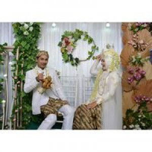 Reevi Yuliani profile icon