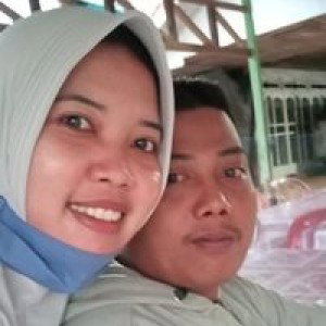 Sri Wahyuni profile icon