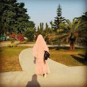 Tati Herawaty profile icon