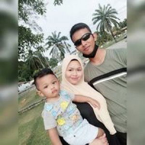 Alina Nadia profile icon