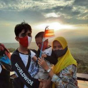 Eva Rachmi profile icon