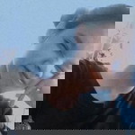 น้ำแข็ง 'แห้ง' profile icon