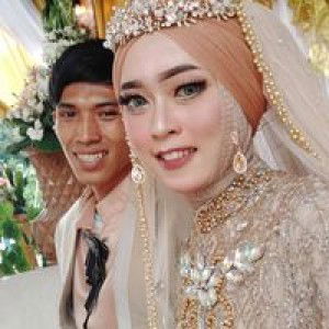 Nining Winingsih profile icon