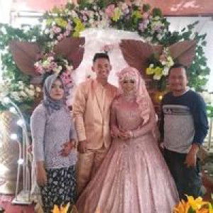 Nia Maryani profile icon