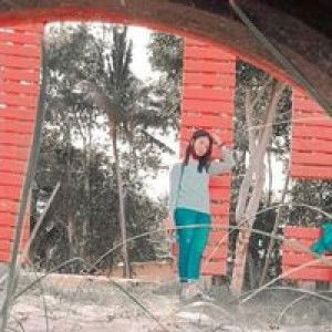 Adinda Indri Aprilia Putri profile icon