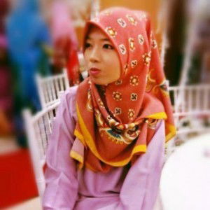 Nur Ziera profile icon