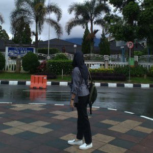 Reny Haryani profile icon