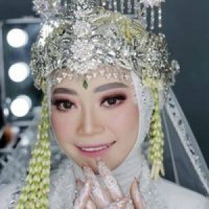 Suci Darmawan profile icon