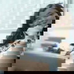 celine ramos profile icon