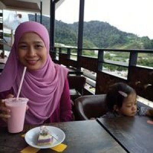 Puan Nurul Hidayah profile icon