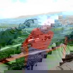 Heni Purnama profile icon