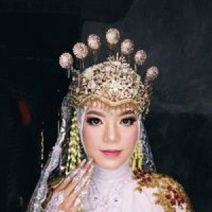 Novia Nur Gita Savitri profile icon