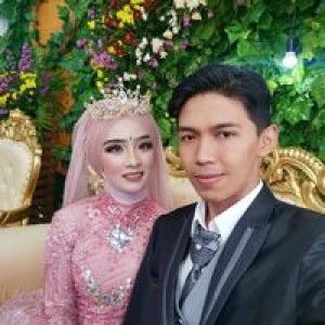 Nur Hayati profile icon