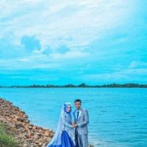 Dewi Rahayu profile icon