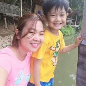 Gladys Villanueva Santos profile icon