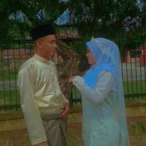 Siti Khatijah profile icon