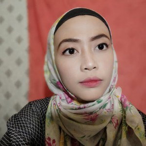 Novi indah sari z profile icon