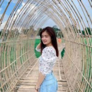 Thunyaluk Song profile icon