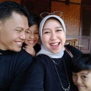 Ulfah Hasanah profile icon