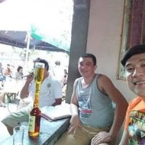 Jun Jun Daquiado profile icon