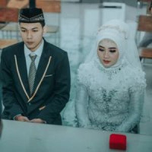 Anisa Prasetya profile icon