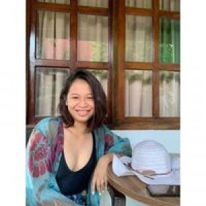 Yen Crisostomo profile icon