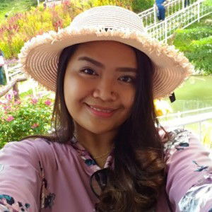 Geraldine Exconde profile icon