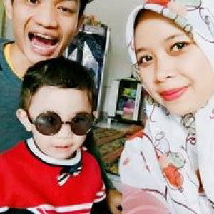 Santi Solihah profile icon