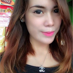 ratih cahyaningsih profile icon