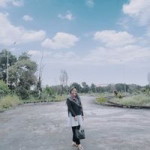 Shinta Try Wahyuni profile icon