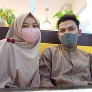 Eva Putri Khasanah profile icon