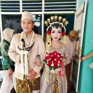 Novita Trianawati profile icon