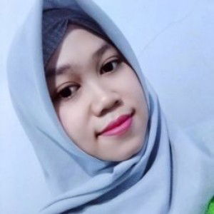 Listia Rini profile icon