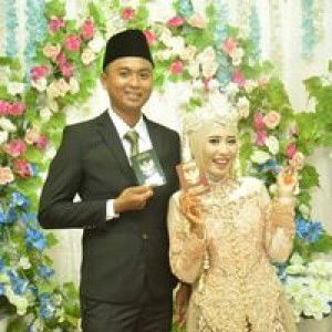 Riani Yulianti profile icon