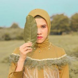 Lestya Rena Agustein profile icon