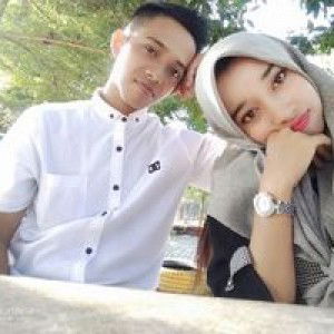 Tryanti Novita Dhewi profile icon