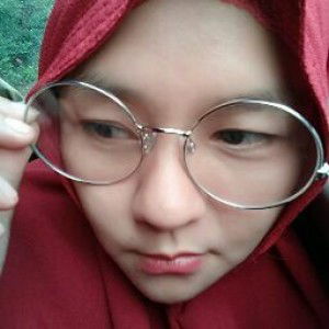 Weni Devianti profile icon