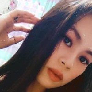 E Ri Ca profile icon