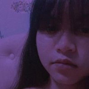 June Ptlwlcch profile icon