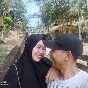 Rina Yusryna profile icon