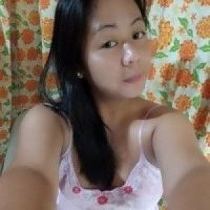 Richelle Astoriano Tucio profile icon