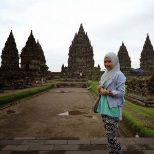 Rina Herawati profile icon