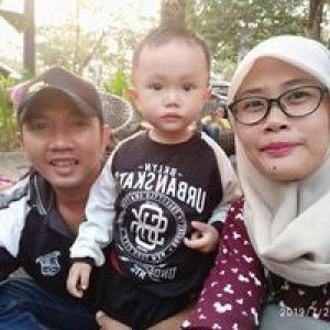 Lia Mar'atussholiha profile icon