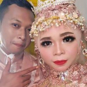 Yulieana Ladyver's profile icon