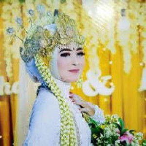 Lisa Setya profile icon