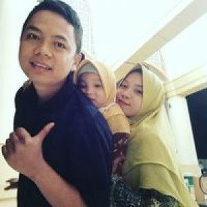 Ratna Sulistia Dewi profile icon