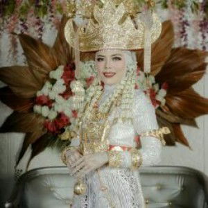 Indah Dwi Aulia profile icon